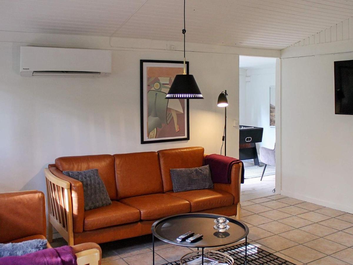 8 Person Holiday Home In R M Kongsmark Eksteriør bilde